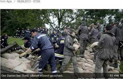 便捷式移動堵水墻靠譜嗎？近日有一款抗洪神器（堵水墻）面世